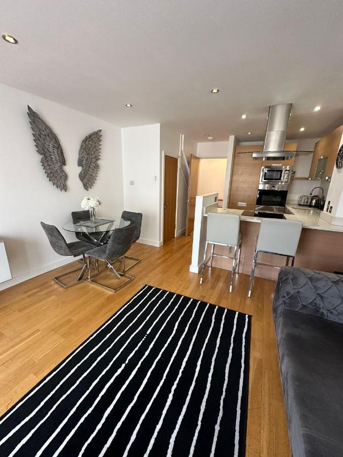 Two Br Flat 5 Mins Walk From London Eye G96 Apartment Exterior photo